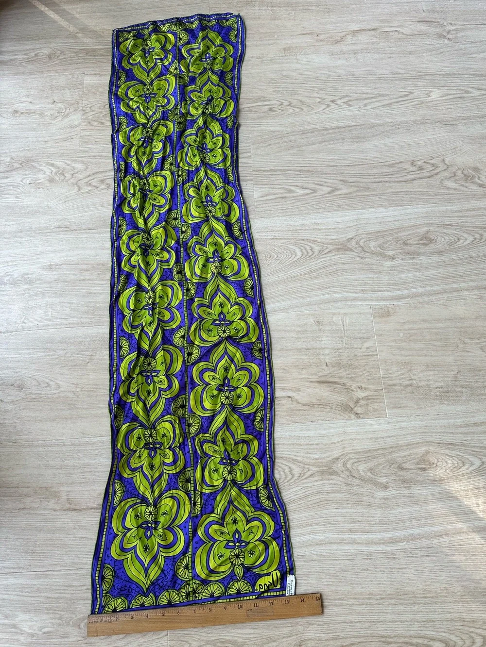 Bohemian Jet-Setting Psychedelic Mod Floral Medallion 60s Hand-Rolled Silk Scarf